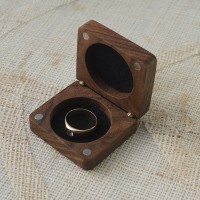 Walnut Ring Box